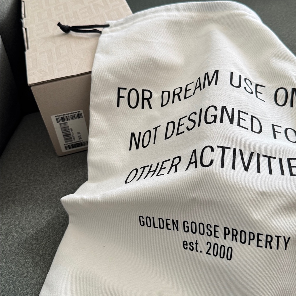 Golden Goose Superstars - Picture 11 of 11